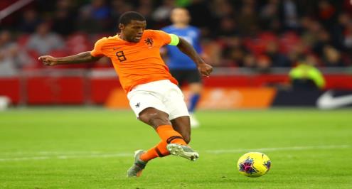 "فاينالدوم" يطالب اليويفا بحماية اللاعبين ضد العنصرية